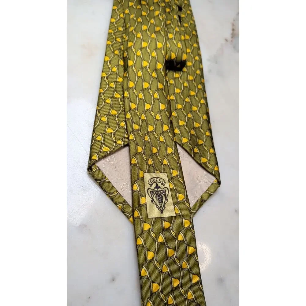 Vintage Gucci 100% Silk Tie Olive Green Yellow Geometric Designer Neck Tie